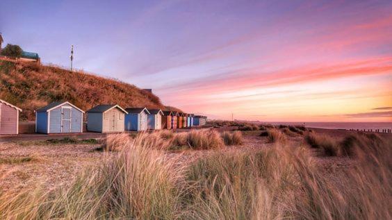 Modern Coastal Home Sleeping 5 - 2 Minute Walk To Pakefield Beach, Suffolk Exteriér fotografie